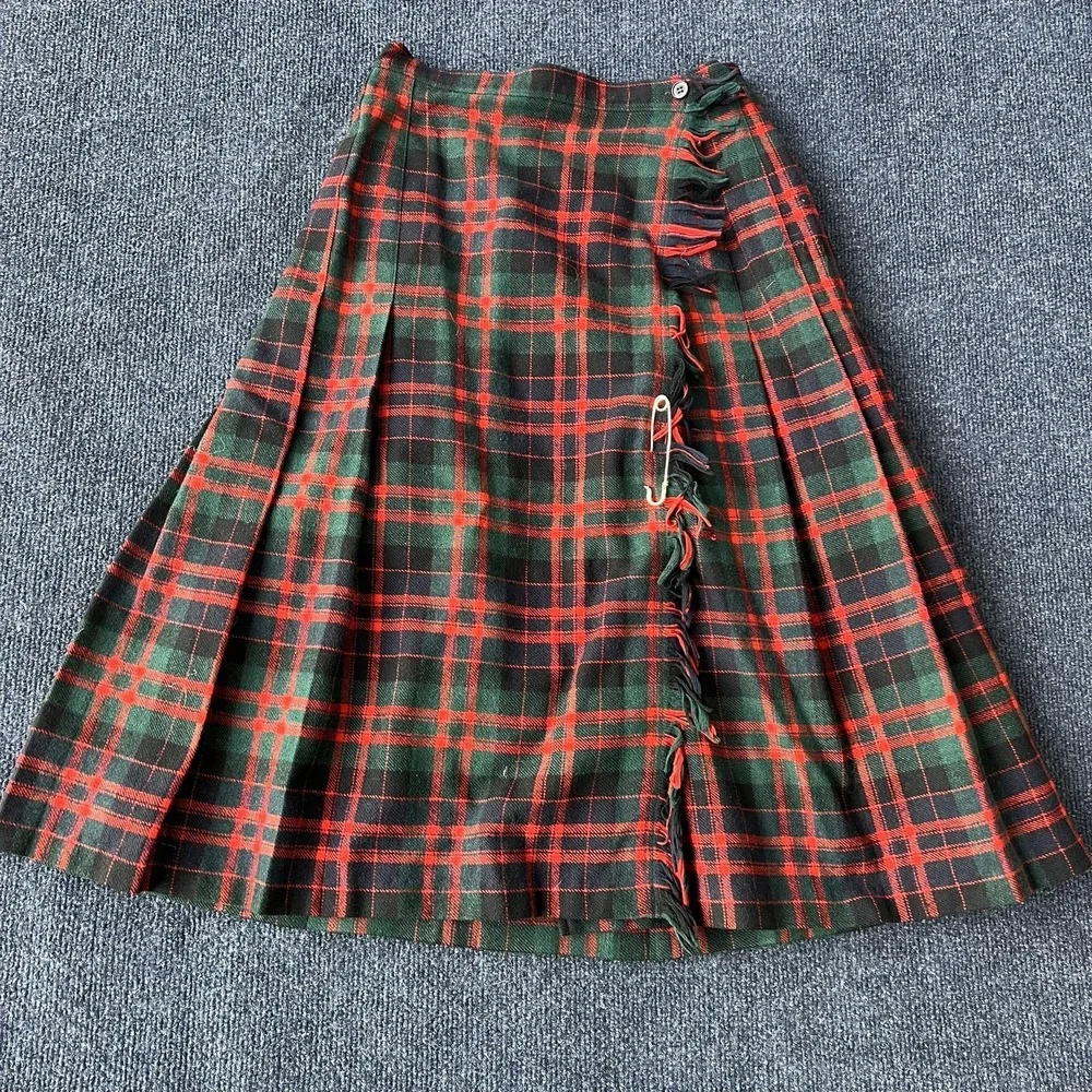 Vintage Pendleton Skirt Suit Womens 8 Red Green Tartan Plaid Virgin Wool USA 80s - Picture 7 of 13